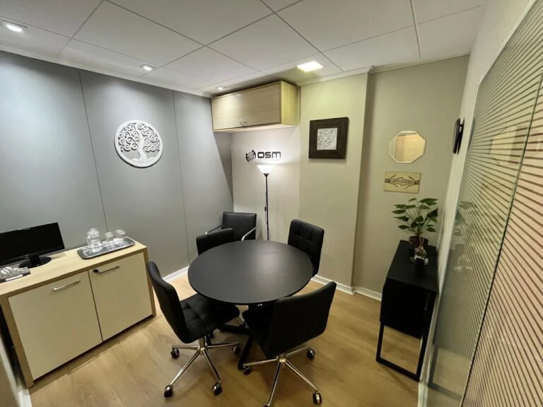 Sala de reuniões da OSM Engenharia